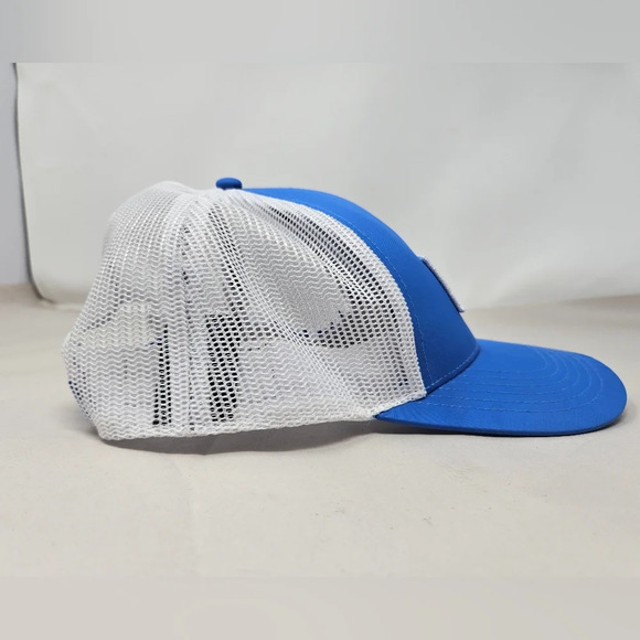 Black Clover Mens Snap Back Baseball Cap Hat Blue-White Mesh Adj. Live Lucky - Picture 4 of 9